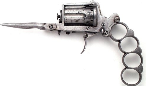 knuckles-pistol-dagger